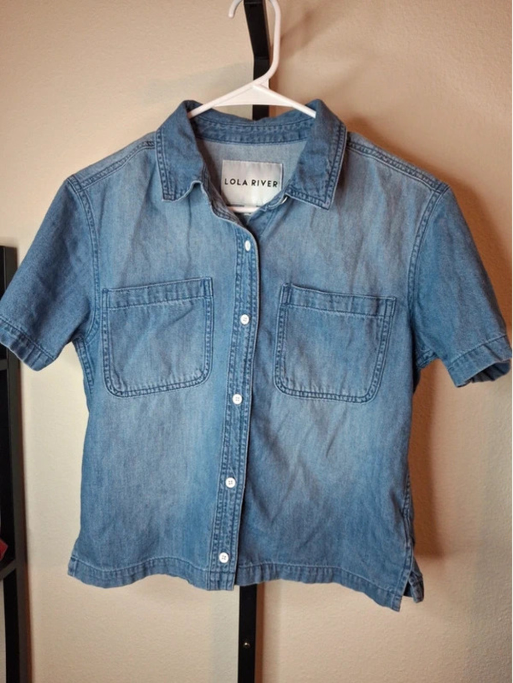 Lola River light-wash denim short-sleeve button-down shirt size S